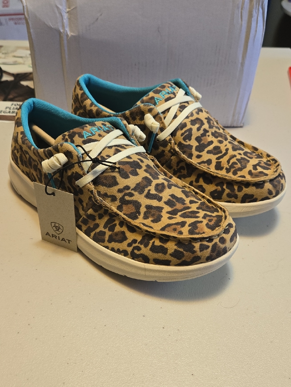 Ariat Hilo Lively Leopard Size 7.5